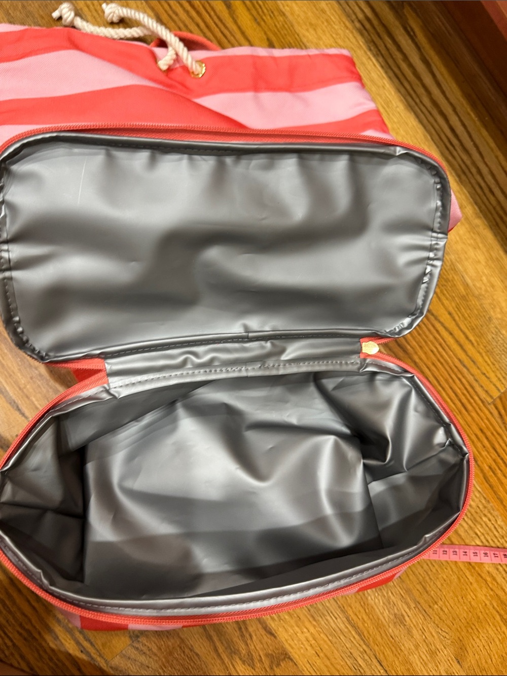 Victoria’s Secret Backpack with Cooler - Picture 4 of 4